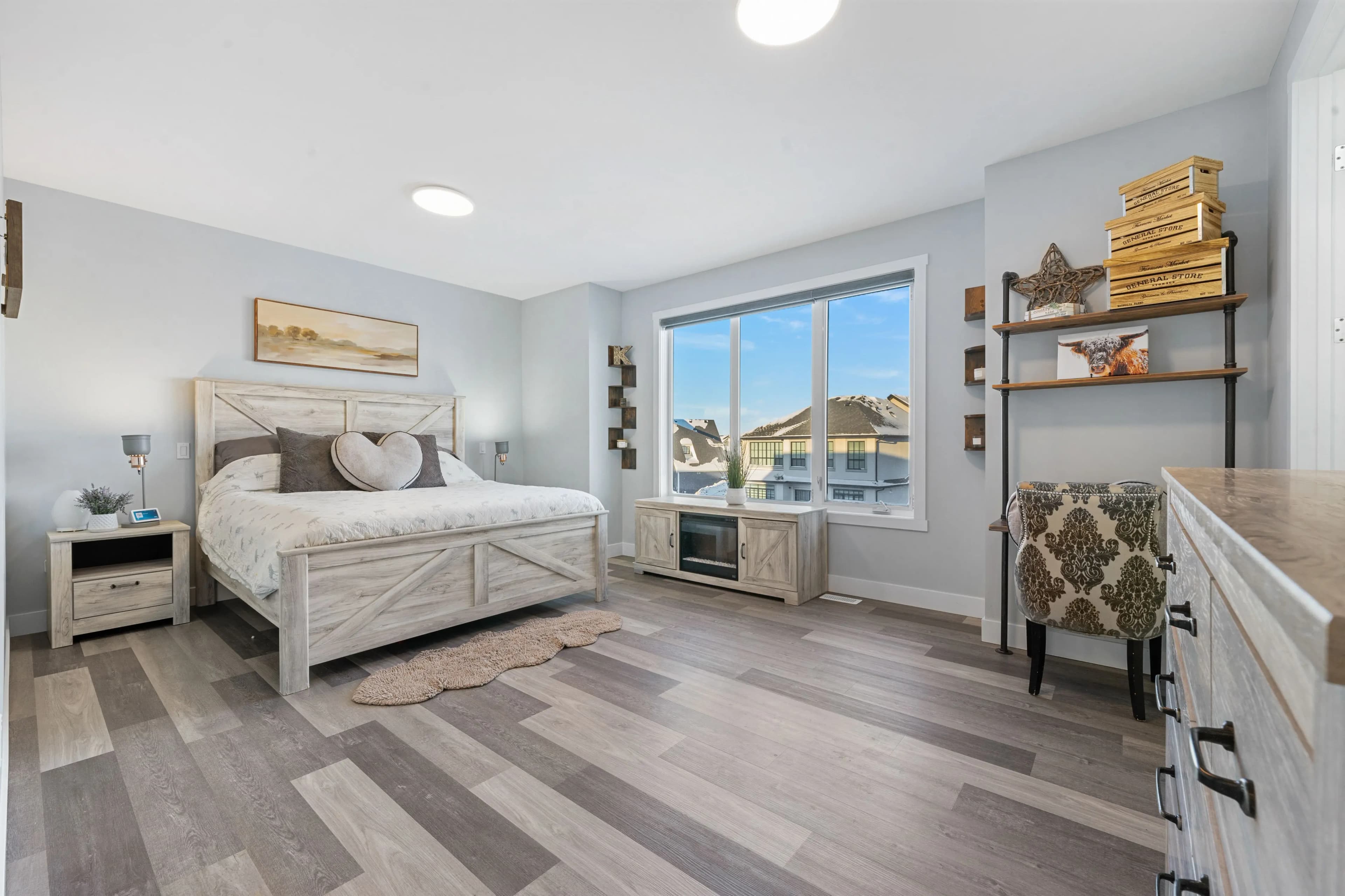 Bedroom cleaning transformation