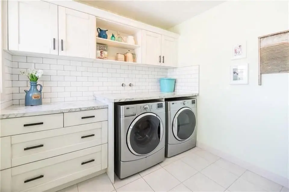 Laundry Room cleaning transformation